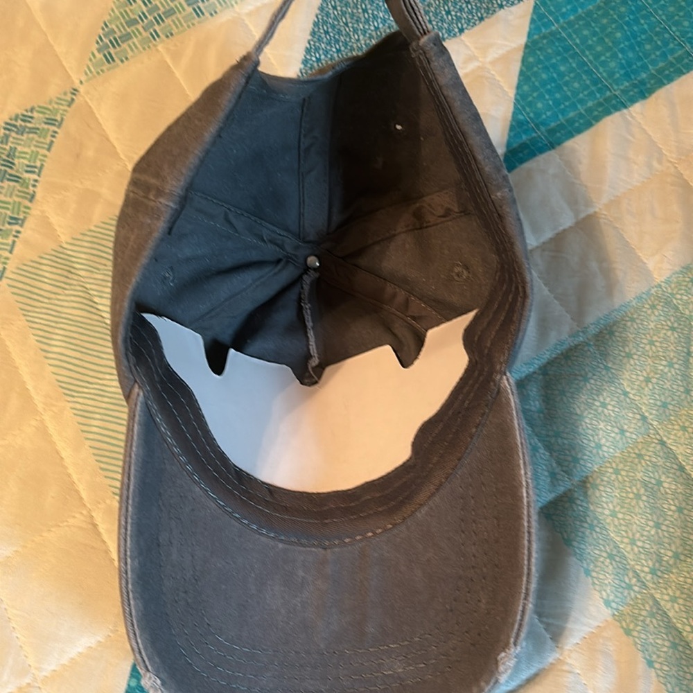 Womens cap - Picture 2 of 3